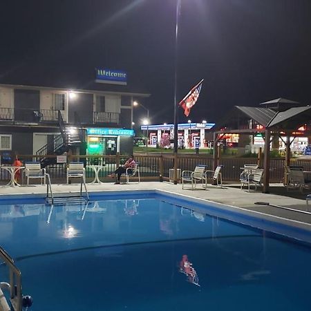 Niagara Falls Courtside Inn Bagian luar foto