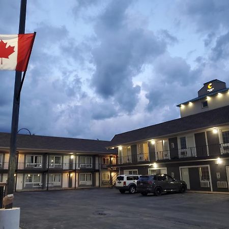 Niagara Falls Courtside Inn Bagian luar foto