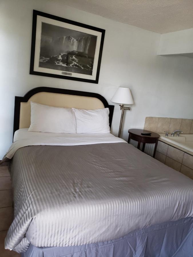 Niagara Falls Courtside Inn Bagian luar foto