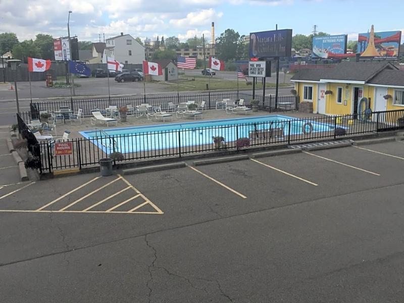 Niagara Falls Courtside Inn Bagian luar foto